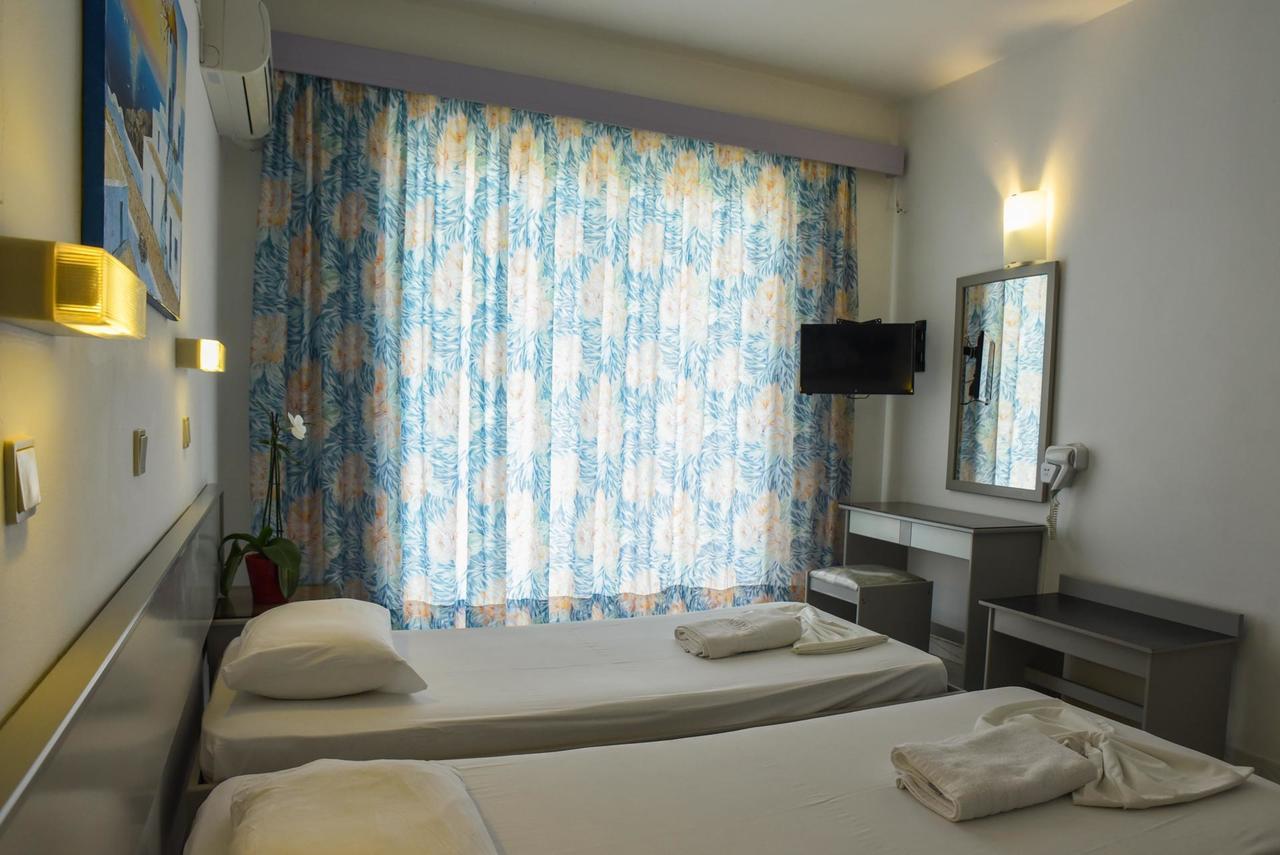 Lagonas Beach Hotel Apartments Faliraki Bagian luar foto