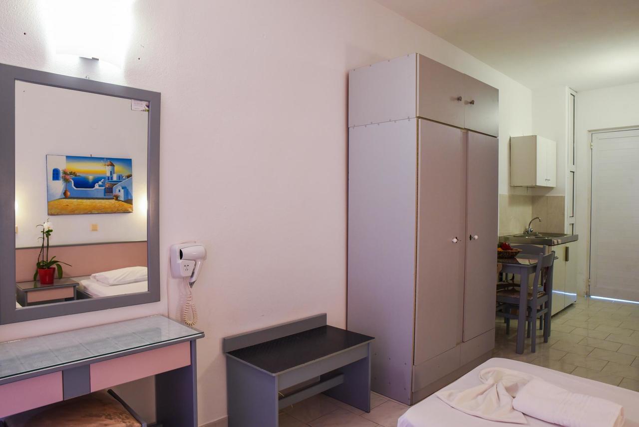 Lagonas Beach Hotel Apartments Faliraki Bagian luar foto