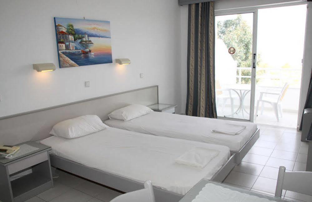 Lagonas Beach Hotel Apartments Faliraki Bagian luar foto