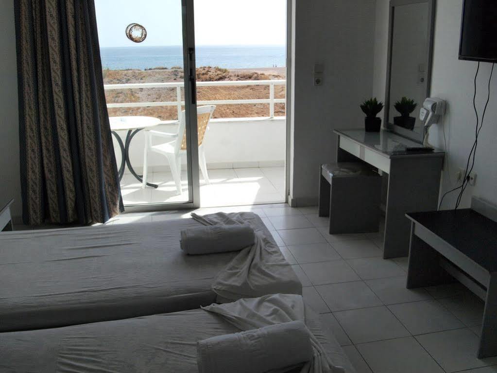 Lagonas Beach Hotel Apartments Faliraki Bagian luar foto